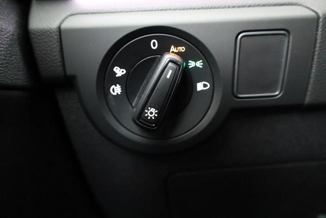 Volkswagen T-Cross 1.5 TSI 110 kW R-Line DSG R-LINE, IQ.Light, AHK, Navi, Side, ACC, Kamera, 4 J.-Garantie 