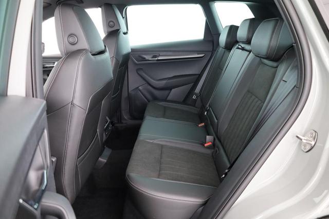 Skoda Karoq Sportline 4x4 2.0 TSI DSG Sportline, AHK, Navi, Matrix, Side, Winter, 5 J.-Garantie 