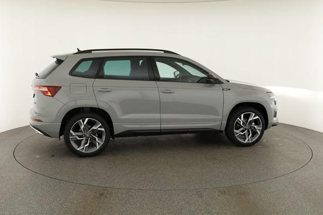 Skoda Karoq Sportline 4x4 2.0 TSI DSG Sportline, AHK, Navi, Matrix, Side, Winter, 5 J.-Garantie 