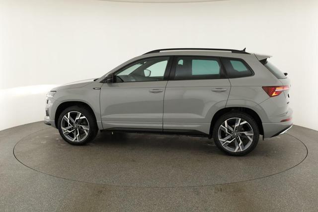 Skoda Karoq Sportline 4x4 2.0 TSI DSG Sportline, AHK, Navi, Matrix, Side, Winter, 5 J.-Garantie 