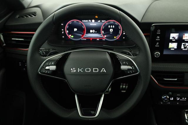 Skoda Scala Monte Carlo 1.5 TSI DSG Carlo, Pano, Matrix, Winter, Kamera, 18-Zoll, Winter 