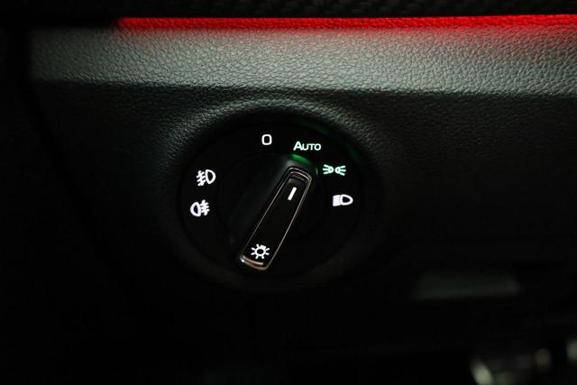 Skoda Scala Monte Carlo 1.5 TSI DSG Carlo, Pano, Matrix, Winter, Kamera, 18-Zoll, Winter 
