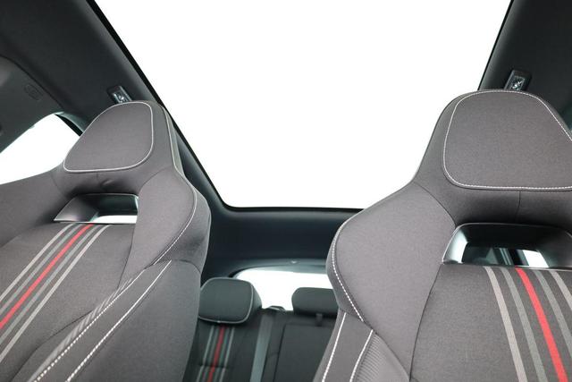 Skoda Scala Monte Carlo 1.5 TSI DSG Carlo, Pano, Matrix, Winter, Kamera, 18-Zoll, Winter 