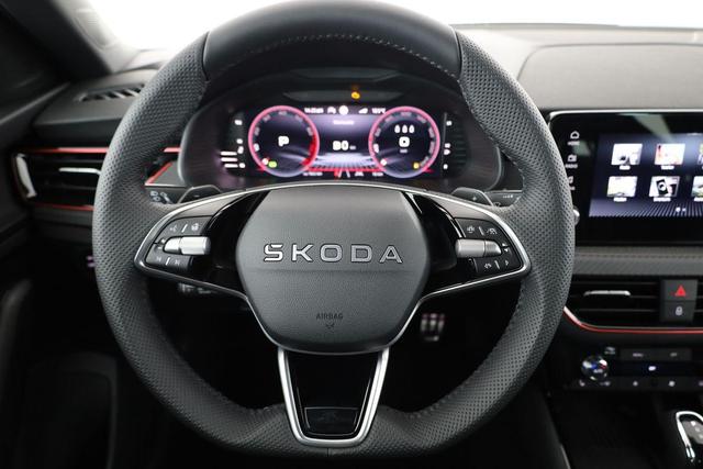 Skoda Kamiq Monte Carlo 1.5 TSI DSG Carlo, Pano, AHK, Matrix, Side, Kamera, Winter, 5 J.-Garantie 