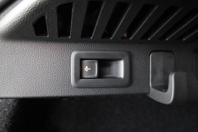 Skoda Kamiq Monte Carlo 1.5 TSI DSG Carlo, Pano, AHK, Matrix, Side, Kamera, Winter, 5 J.-Garantie 