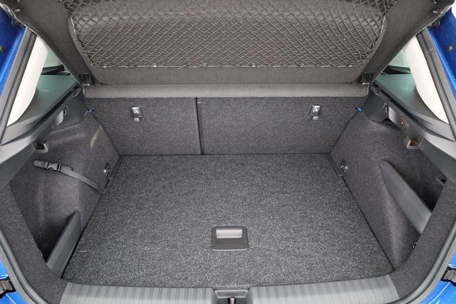 Skoda Kamiq Selection 1.0 TSI DSG Selection, LED, Kamera, ACC, Side, Winter 