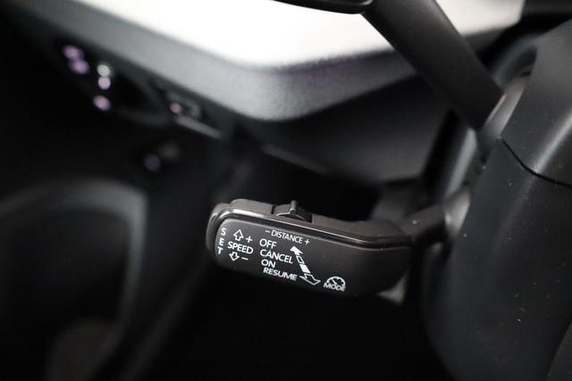 Skoda Kamiq Selection 1.0 TSI DSG Selection, LED, Kamera, ACC, Side, Winter 