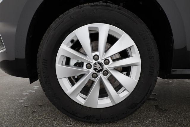 Skoda Kamiq Selection 1.0 TSI DSG Selection, Matrix, Kamera, Ladeboden, Winter, 16-Zoll 