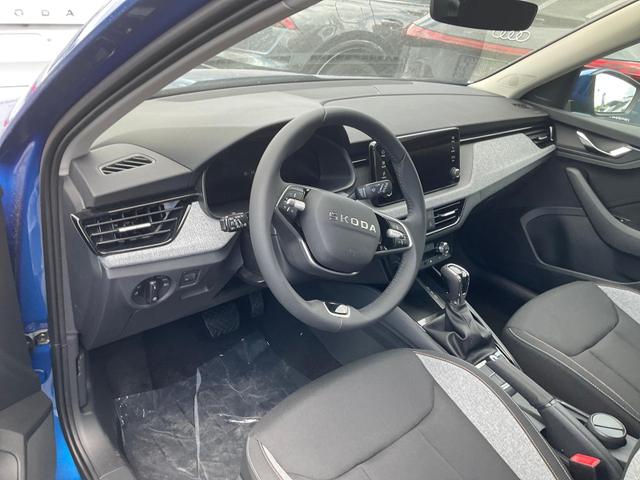 Skoda Kamiq - Selection 1.5 TSI DSG Selection, AHK, LED, Kamera, Ladeboden, Winter, 16-Zoll