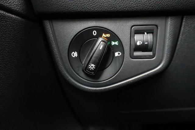 Volkswagen Taigo LIFE 1.5 TSI DSG Life, AHK, LED, Kamera, ACC, Winter, 17-Zoll 