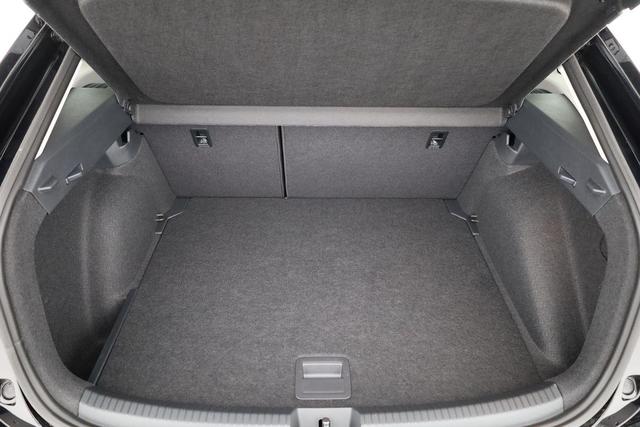 Volkswagen Taigo LIFE 1.5 TSI DSG Life, AHK, LED, Kamera, ACC, Winter, 17-Zoll 