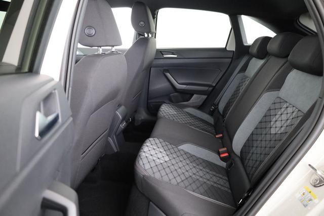 Volkswagen Taigo R-Line 1.5 TSI DSG R-LINE, AHK, Navi, IQ.Light, Kamera, ACC, Winter 
