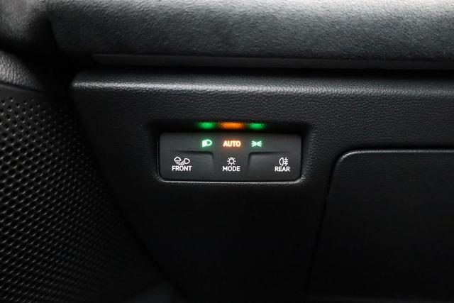 Volkswagen Passat Variant 2.0 TDI 142 kW 4Motion R-Line DSG 4M R-LINE, Pano, AHK, IQ.Light, HUD, 19-Zoll, AreaView, Navi, Side 