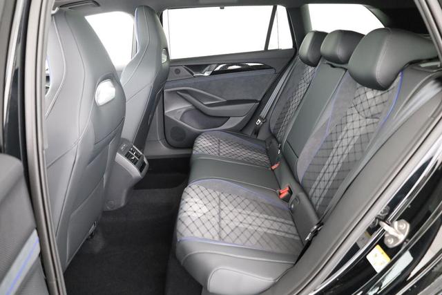 Volkswagen Passat Variant 2.0 TDI 142 kW 4Motion R-Line DSG 4M R-LINE, Pano, AHK, IQ.Light, HUD, 19-Zoll, AreaView, Navi, Side 