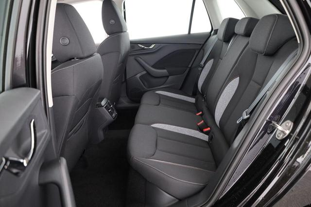Skoda Kamiq Selection 1.5 TSI DSG Selection, AHK, LED, Kamera, Ladeboden, Winter, 16-Zoll 