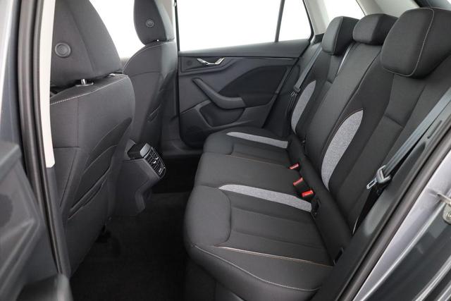 Skoda Kamiq Selection 1.5 TSI Selection, LED, Kamera, Ladeboden, Winter 