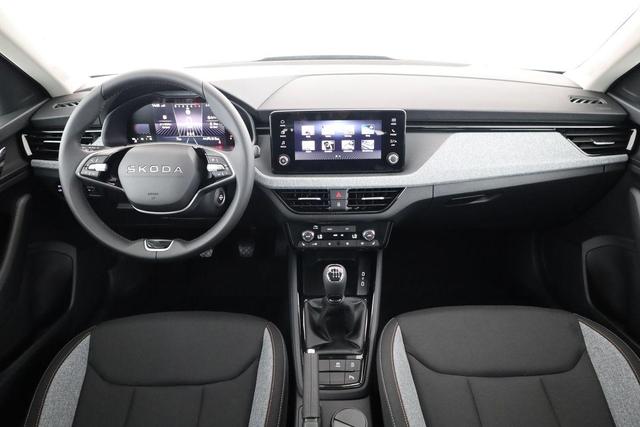 Skoda Kamiq Selection 1.5 TSI Selection, AHK, LED, Kamera, Ladeboden, Winter 