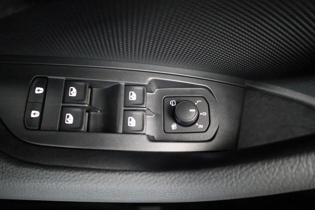 Skoda Kodiaq 1.5 TSI iV 150 kW Selection Selection, AHK, Navi, Kamera, Side, el. Klappe, Winter, sofort 
