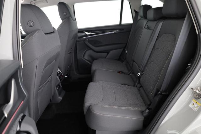Skoda Kodiaq 1.5 TSI iV 150 kW Selection Selection, AHK, Navi, Kamera, Side, el. Klappe, Winter, sofort 