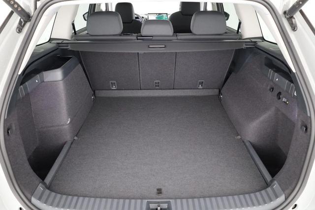Skoda Kodiaq 1.5 TSI iV 150 kW Selection Selection, AHK, Navi, Kamera, Side, el. Klappe, Winter, sofort 
