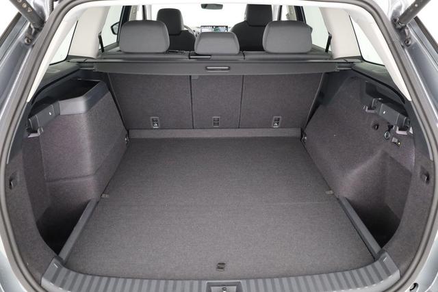 Skoda Kodiaq 1.5 TSI iV 150 kW Selection Selection, AHK, Navi, Kamera, Side, el. Klappe, Winter, sofort 