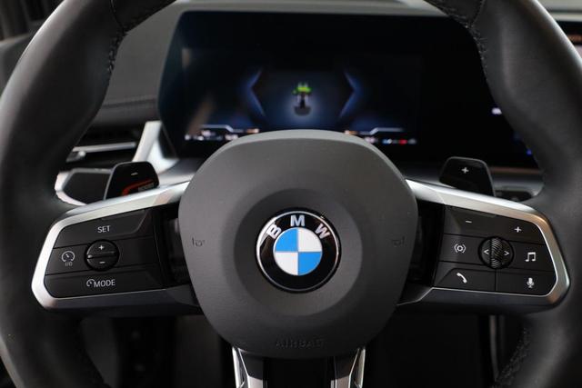 BMW 2er Active Tourer 223 i M Sport 223i Mild Hybrid Automatik, HarmanKardon, LED, HUD, Pano, Leder, 1. Hand 