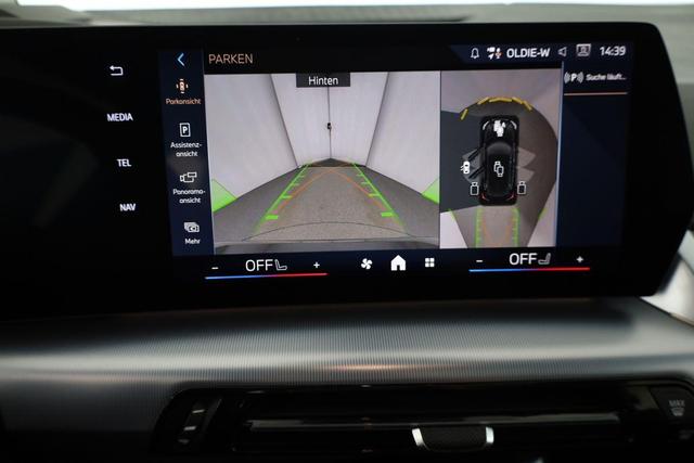 BMW 2er Active Tourer 223 i M Sport 223i Mild Hybrid Automatik, HarmanKardon, LED, HUD, Pano, Leder, 1. Hand 
