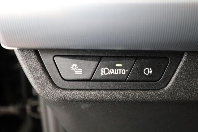 BMW 2er Active Tourer 223 i M Sport 223i Mild Hybrid Automatik, HarmanKardon, LED, HUD, Pano, Leder, 1. Hand 