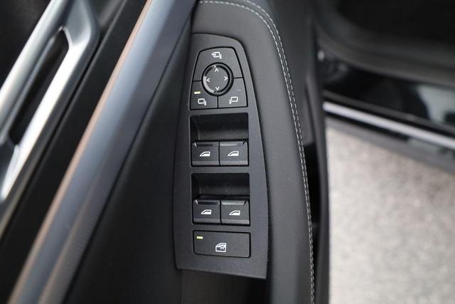 BMW 2er Active Tourer 223 i M Sport 223i Mild Hybrid Automatik, HarmanKardon, LED, HUD, Pano, Leder, 1. Hand 