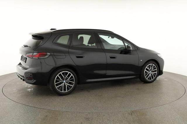 BMW 2er Active Tourer 223 i M Sport 223i Mild Hybrid Automatik, HarmanKardon, LED, HUD, Pano, Leder, 1. Hand 