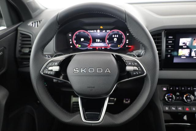 Skoda Karoq Sportline 1.5 TSI DSG Sportline, Pano, AHK, Navi, CANTON, Matrix, AreaView, Side, FS-beheizbar 