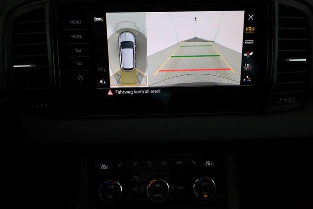 Skoda Karoq Sportline 1.5 TSI DSG Sportline, Pano, AHK, Navi, CANTON, Matrix, AreaView, Side, FS-beheizbar 