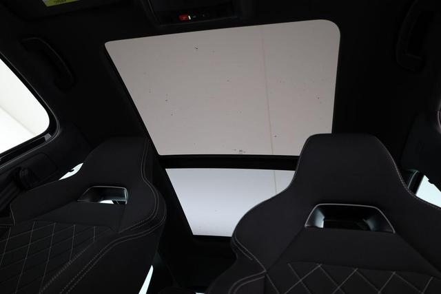 Skoda Karoq Sportline 1.5 TSI DSG Sportline, Pano, AHK, Navi, CANTON, Matrix, AreaView, Side, FS-beheizbar 