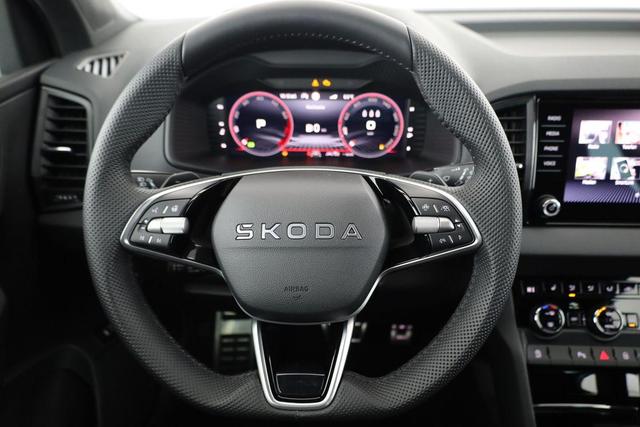 Skoda Karoq Sportline 1.5 TSI DSG Sportline, Pano, AHK, Navi, Matrix, Side, Winter, 5 J.-Garantie 