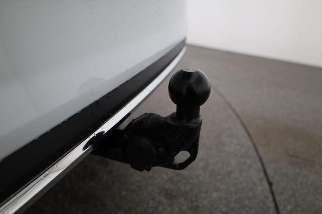 Skoda Karoq Sportline 1.5 TSI DSG Sportline, Pano, AHK, Navi, Matrix, Side, Winter, 5 J.-Garantie 