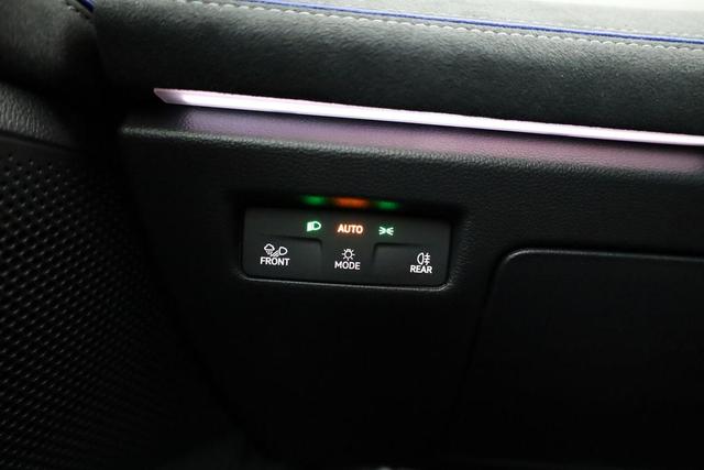 Volkswagen Passat Variant 2.0 TDI 142 kW 4Motion R-Line DSG 4M R-LINE, Pano, AHK, IQ.Light, HUD, 19-Zoll, AreaView, Navi, Side 
