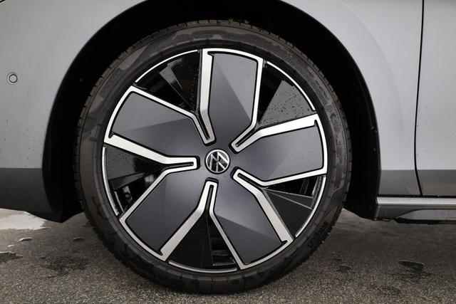 Volkswagen Passat Variant 2.0 TDI 142 kW 4Motion R-Line DSG 4M R-LINE, Pano, AHK, IQ.Light, HUD, 19-Zoll, AreaView, Navi, Side 