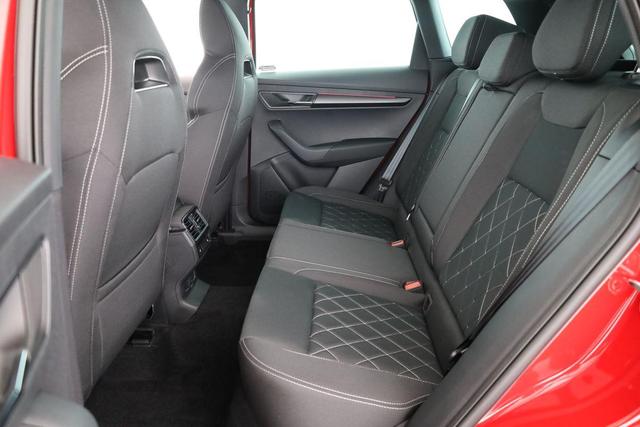 Skoda Karoq Sportline 1.5 TSI DSG Sportline, AHK, Navi, CANTON, Matrix, AreaView, Side, FS-beheizbar, 5-J. Garantie 