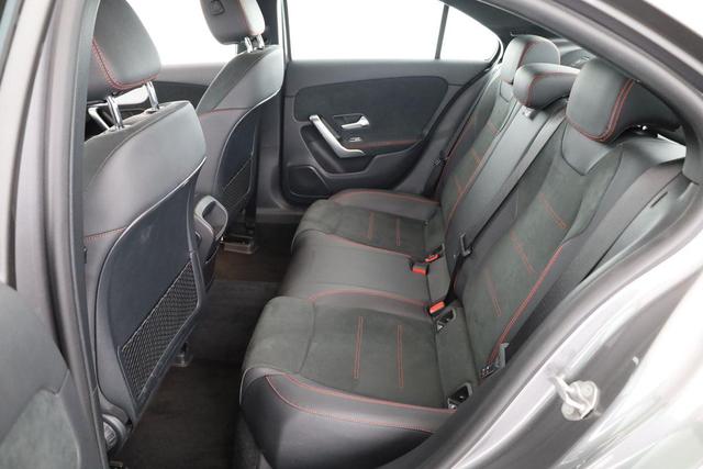Mercedes-Benz A-Klasse A 200 (177.187) AMG-LINE, MBUX, Navi, LED, Kamera, Winter, 