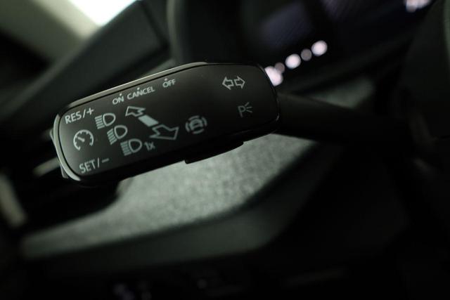 Skoda Kamiq Selection 1.5 TSI Selection, LED, Kamera, Ladeboden, Winter 