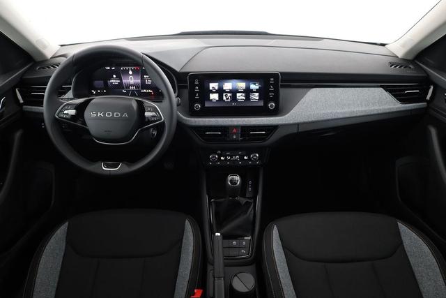 Skoda Kamiq Selection 1.5 TSI Selection, AHK, LED, Kamera, Ladeboden, Winter 