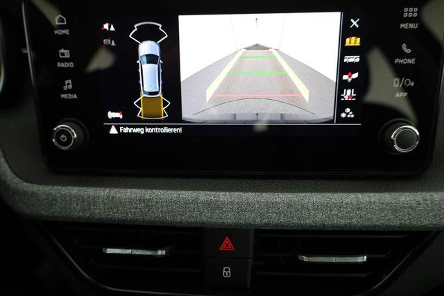 Skoda Kamiq Selection 1.5 TSI Selection, AHK, LED, Kamera, Ladeboden, Winter 