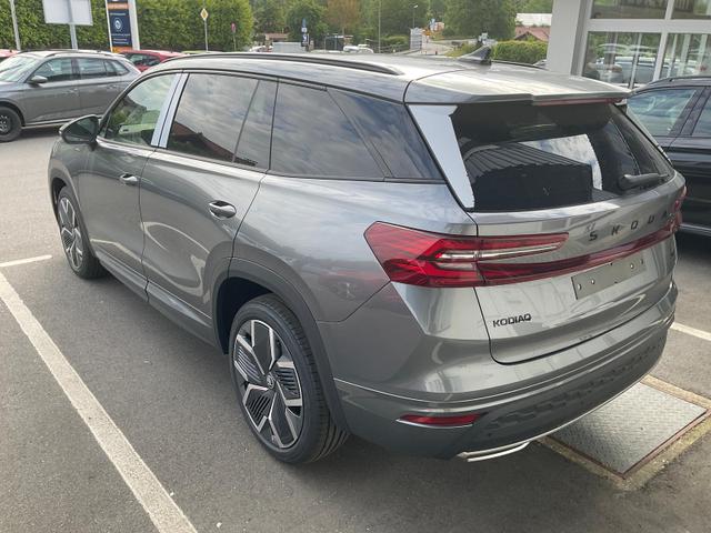 Skoda Kodiaq 2.0 TSI 150 kW 4x4 Sportline DSG Sportline, AHK, Navi, FS-beheizbar, Matrix, el. Klappe, 20-Zoll, 5 J.-Garantie 