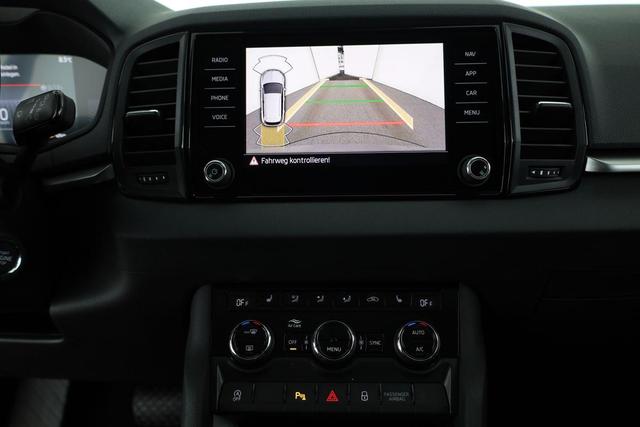 Skoda Karoq Selection 1.5 TSI DSG Selection, AHK, LED, Kamera, Winter, Ladeboden, 4 J.-Garantie 