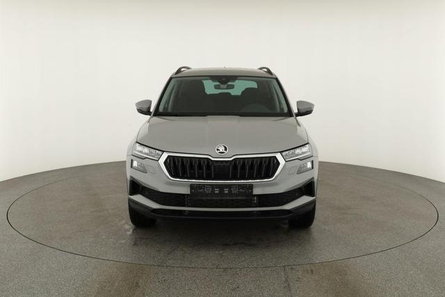 Skoda Karoq Selection 1.5 TSI DSG Selection, AHK, Navi, LED, Kamera, Winter, el. Klappe, Ladeboden, 4 J.-Garantie 