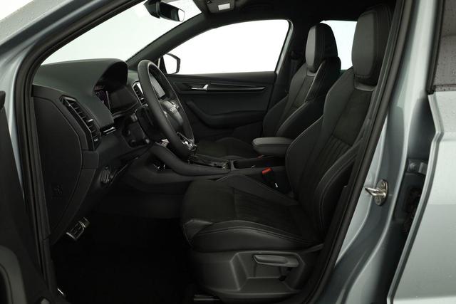 Skoda Karoq Sportline 1.5 TSI DSG Sportline, AHK, Navi, Matrix, Side, el. Klappe, Winter, 5 J.-Garantie 