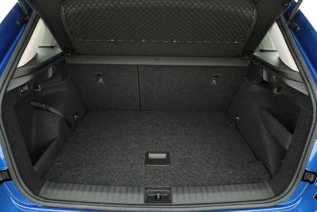 Skoda Kamiq Selection 1.5 TSI DSG Selection, AHK, LED, Kamera, Winter, Ladeboden, 16-Zoll, 4-J Garantie 
