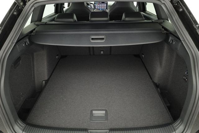 Volkswagen Golf Variant 2.0 TSI 150 kW 4Motion R-Line VIII DSG 4M R-LINE, AHK, easyOpen, LED-Plus, 18-Zoll, 3 J.-Garantie 