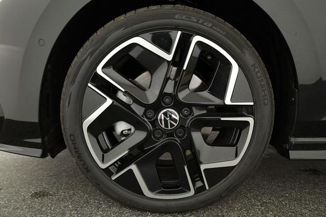 Volkswagen Golf Variant 2.0 TSI 150 kW 4Motion R-Line VIII DSG 4M R-LINE, AHK, easyOpen, LED-Plus, 18-Zoll, 3 J.-Garantie 