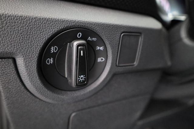 Volkswagen T-Cross LIFE 1.0 TSI Life, LED, Kamera, Sitzheizung, 16-Zoll 